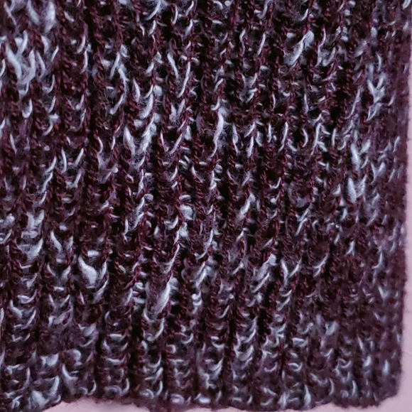 Brandy Melville John Galt Oversized Knit Sweater - Picture 5 of 15